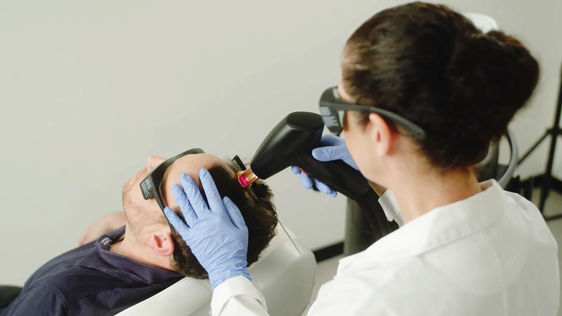 Folix Non-Ablative Fractional Laser Therapy treatment